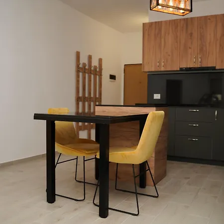 דירה Sasso Bianco Aparthotel דורס
